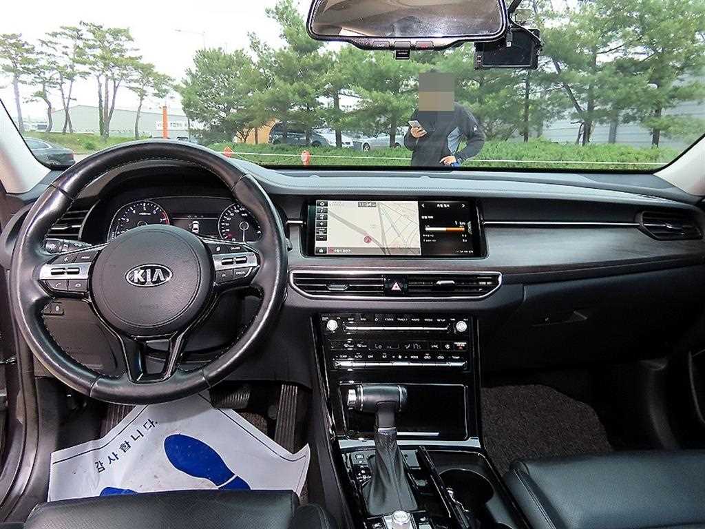 KIA K7 - Vista 7
