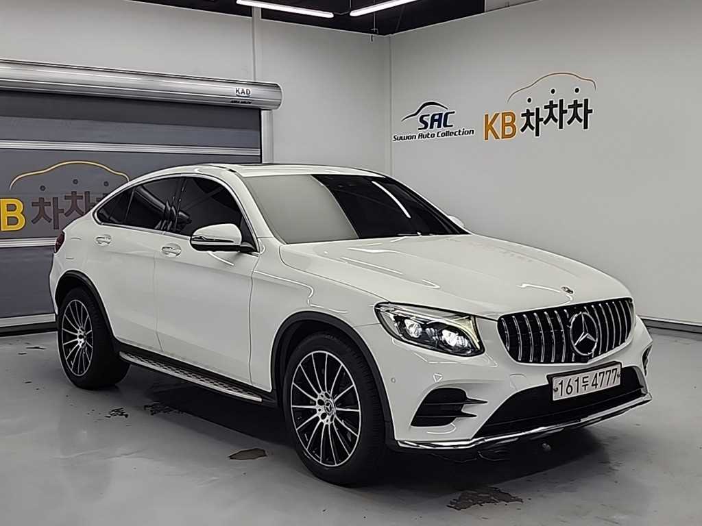 Mercedes Benz GLC Class - Vista 4
