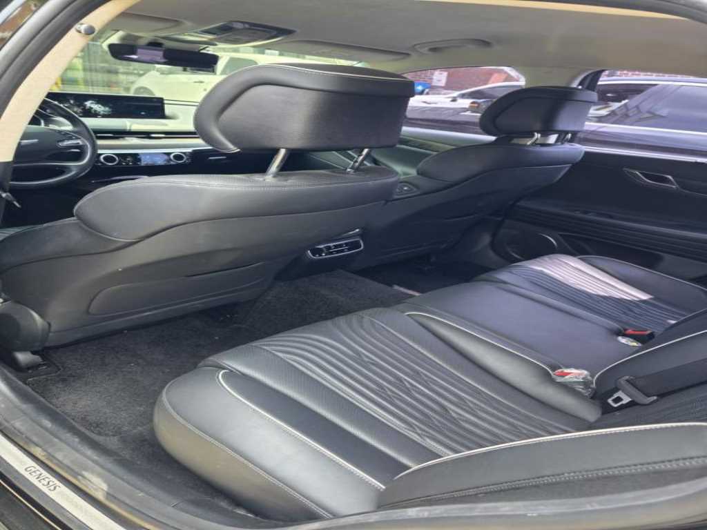 Genesis G80 - Vista 7