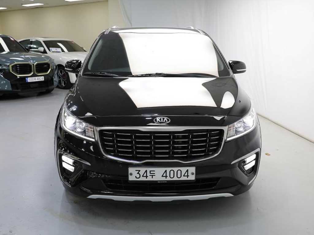 KIA Carnival 2019 Negro - Importación desde Corea - HF Imports Iquique - Foto 1