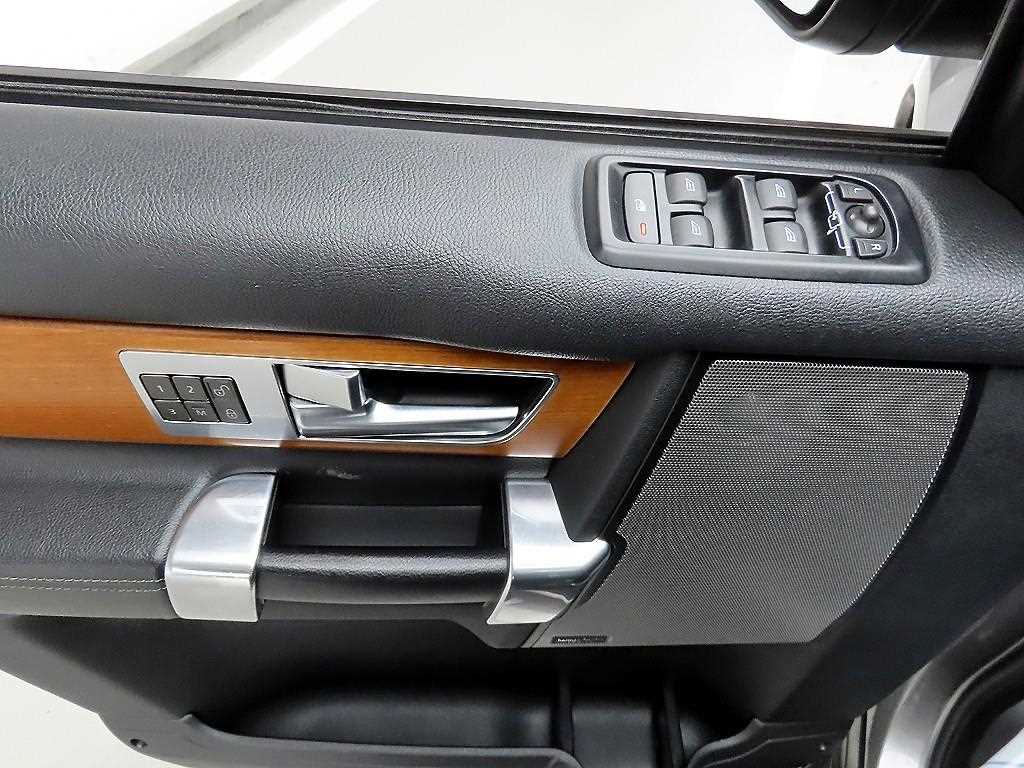 Land Rover Discovery - Vista 11