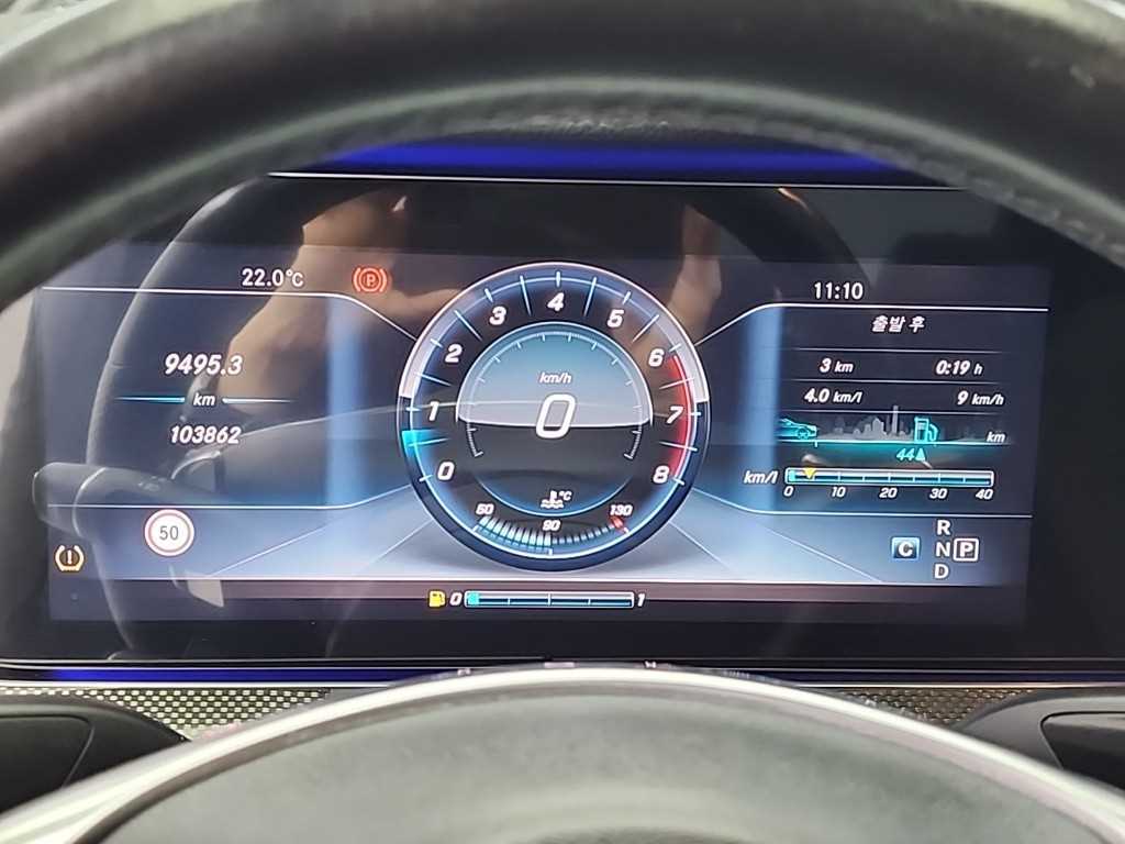 Mercedes Benz E class - Vista 6