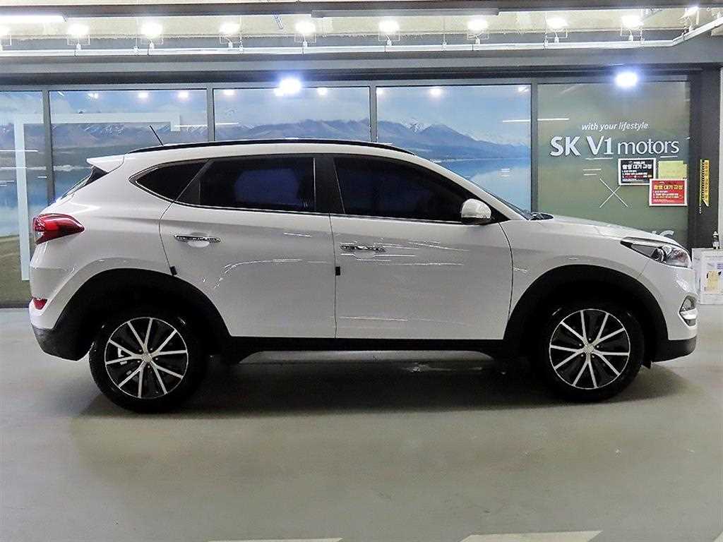 HYUNDAI Tucson - Vista 3