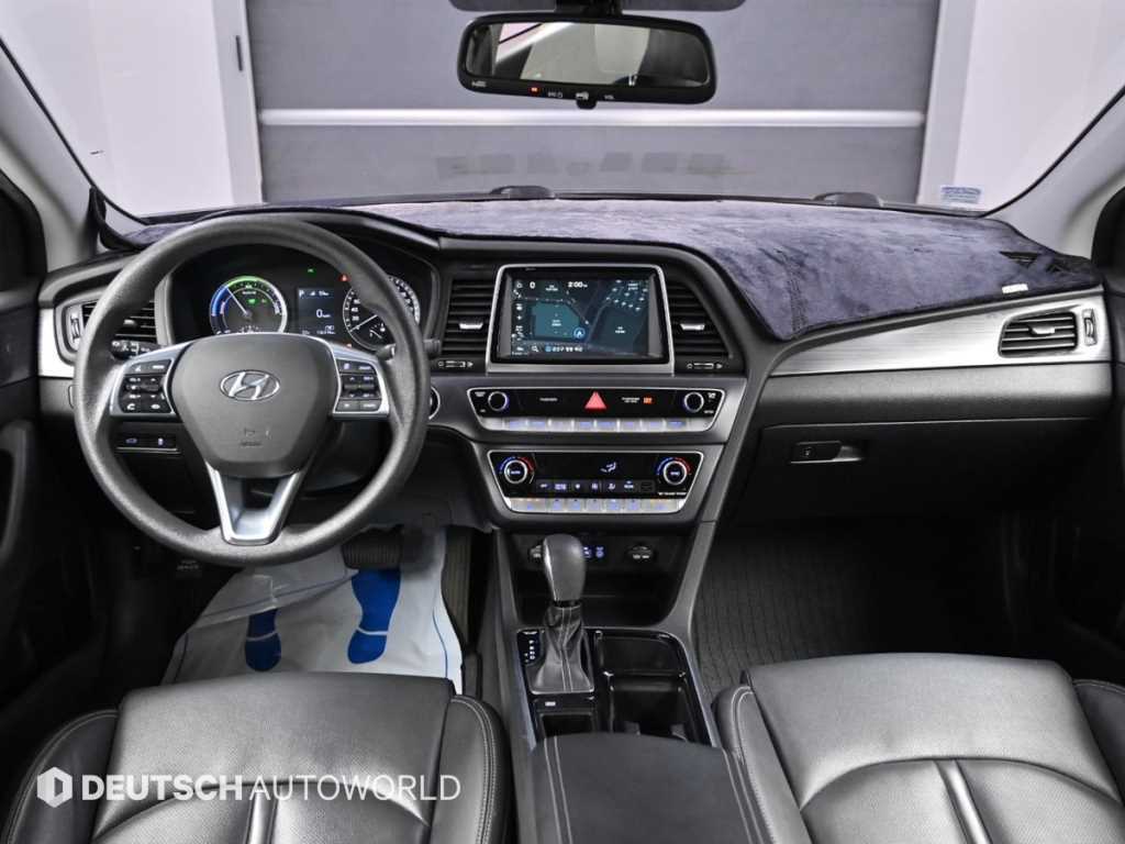 HYUNDAI Sonata - Vista 7