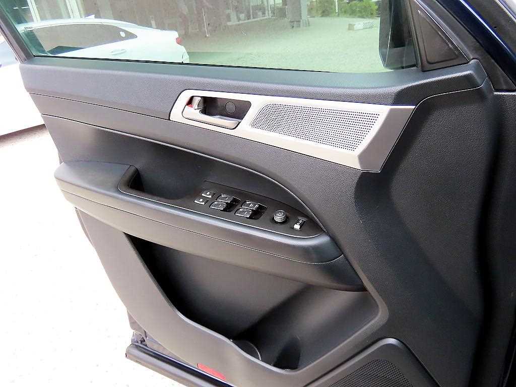 Ssangyong Rexton - Vista 11