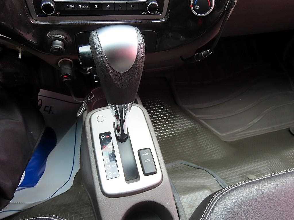 Small Truck Top_Integrated Top Powergate - Vista 12