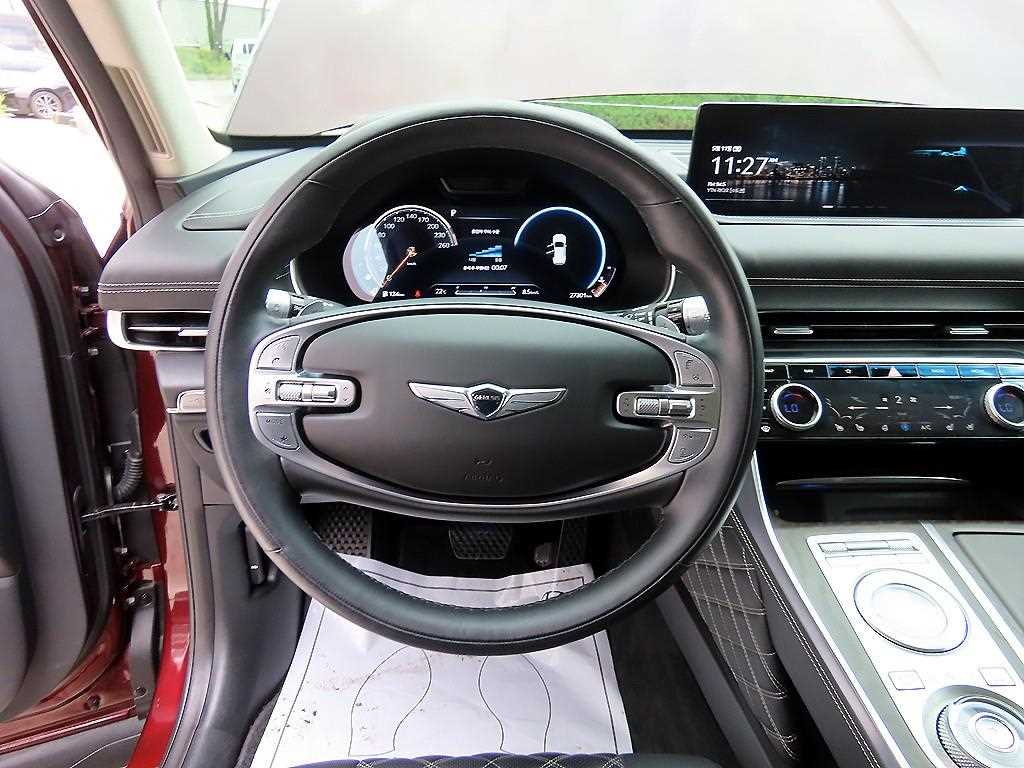 Genesis GV80 - Vista 8