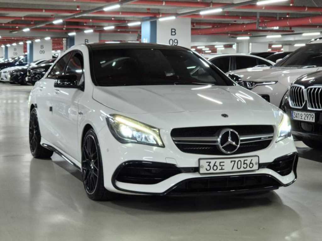 Mercedes Benz CLA Class - Vista 2