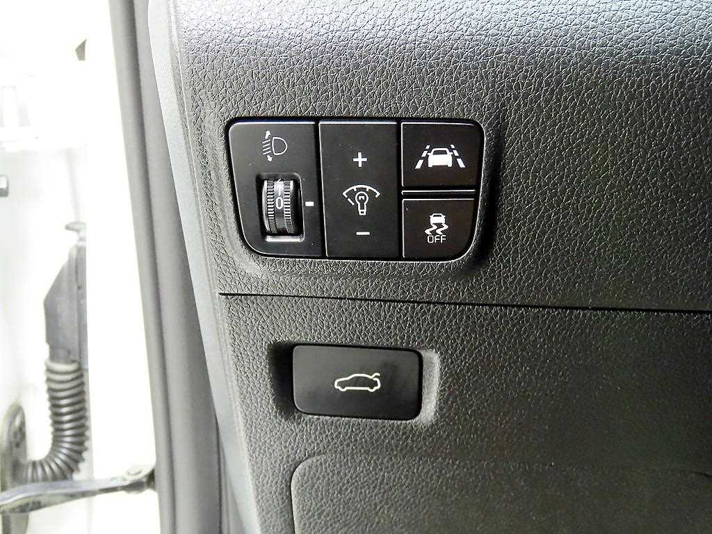 KIA K5 - Vista 12