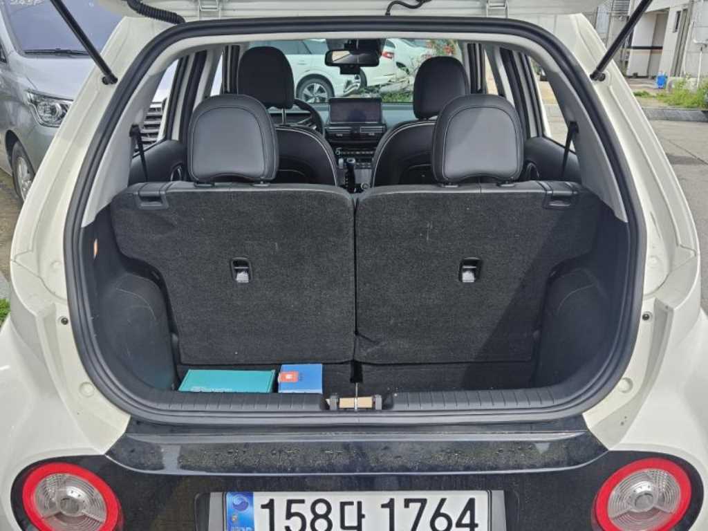 HYUNDAI Casper - Vista 5