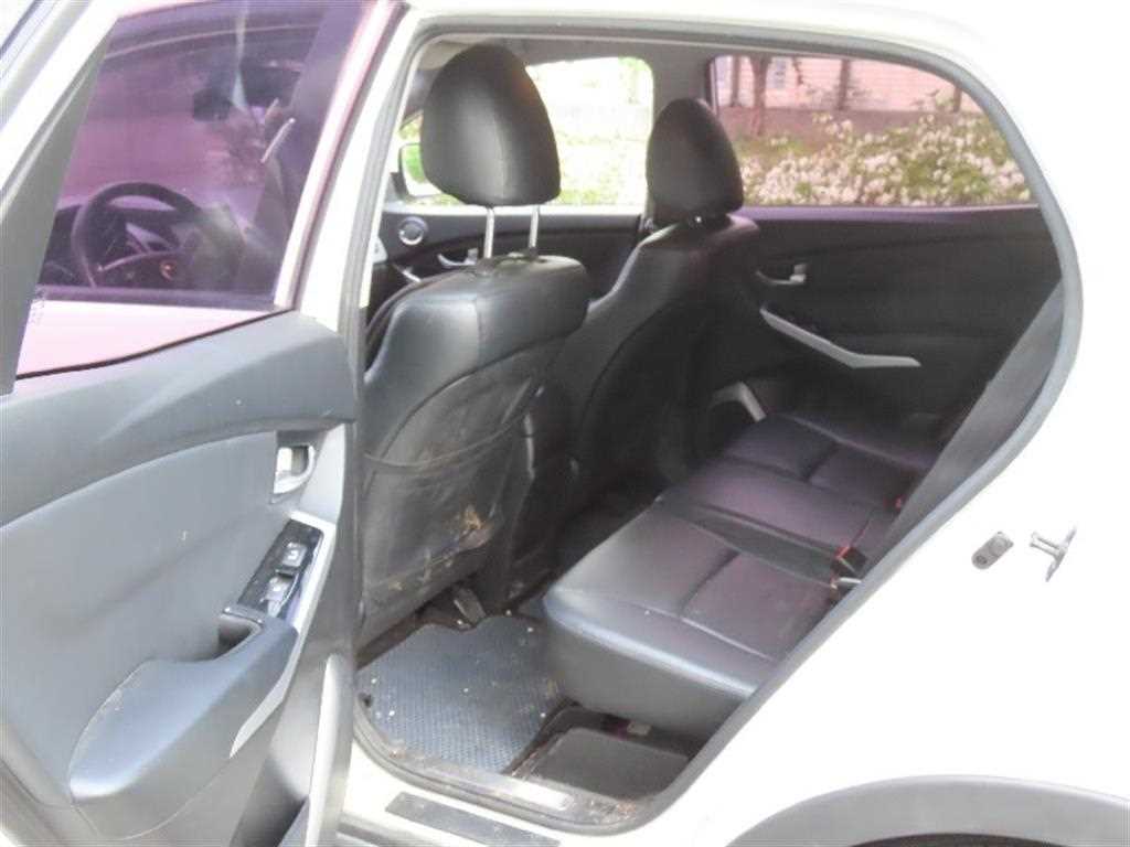 Ssangyong Korando 2015 Blanco - Importación desde Corea - HF Imports Iquique - Foto 15