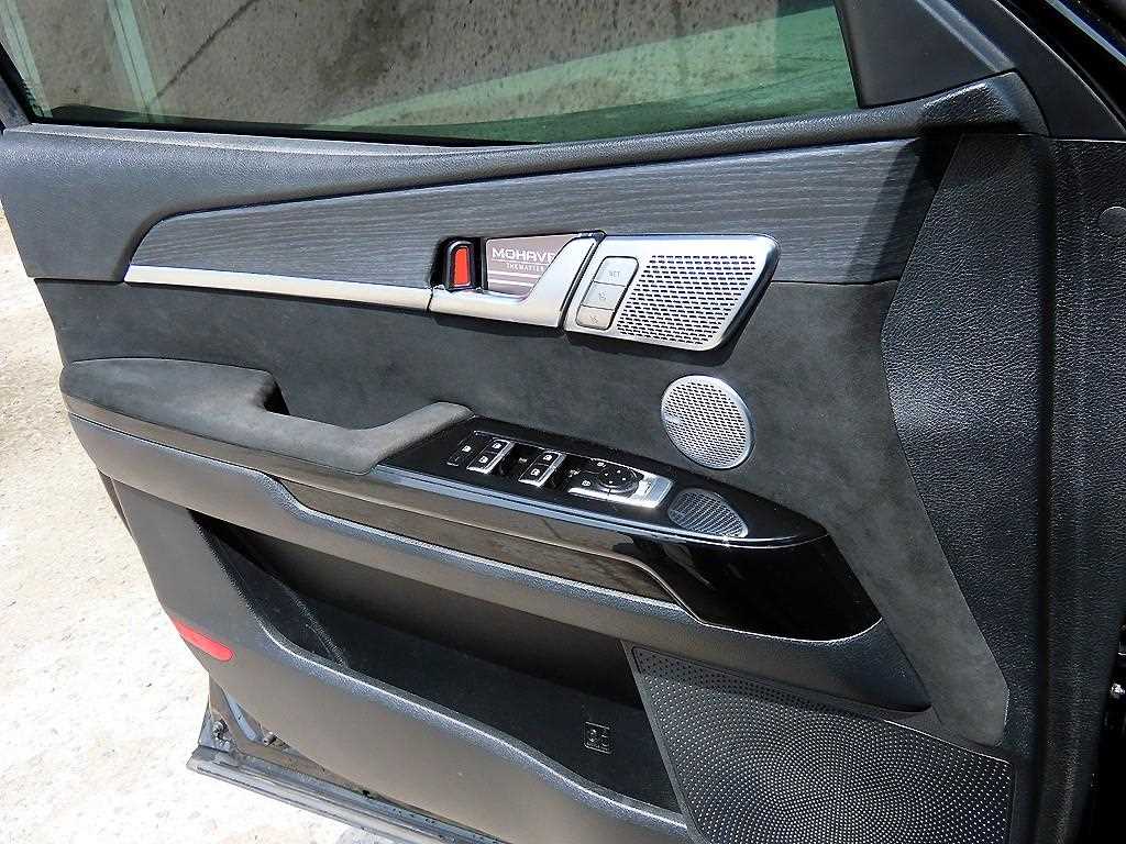 KIA Mohave - Vista 12