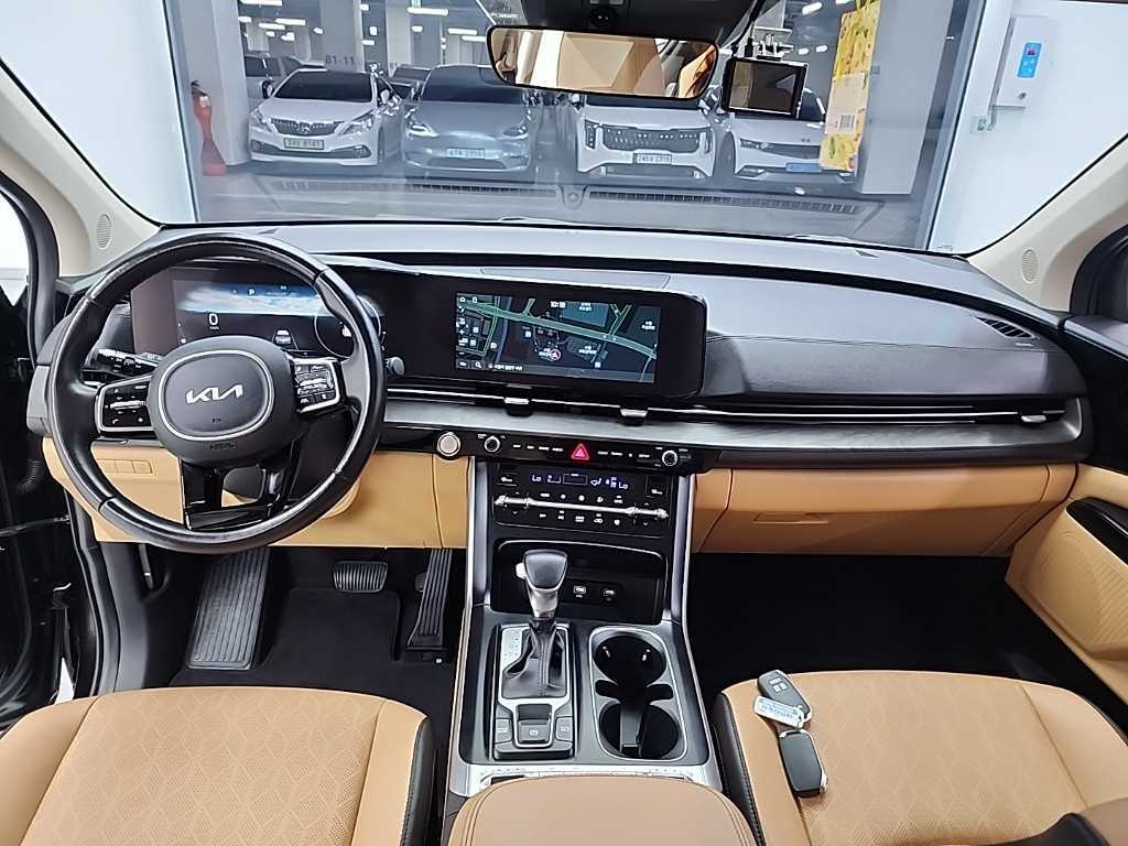 KIA Carnival - Vista 7