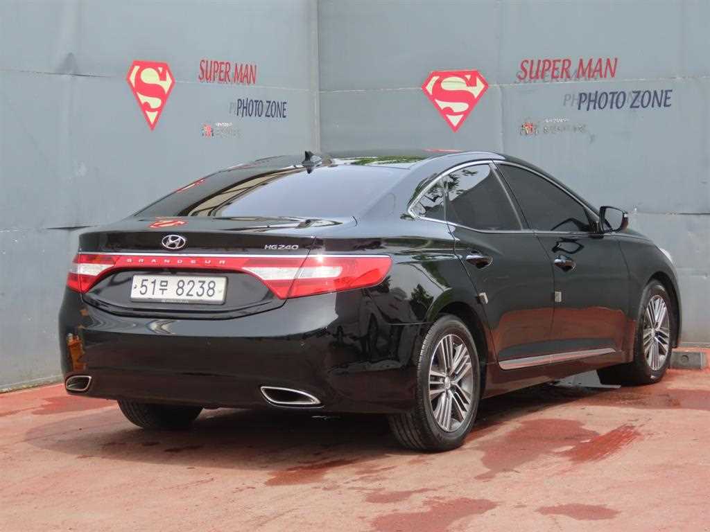 HYUNDAI Grandeur - Vista 3