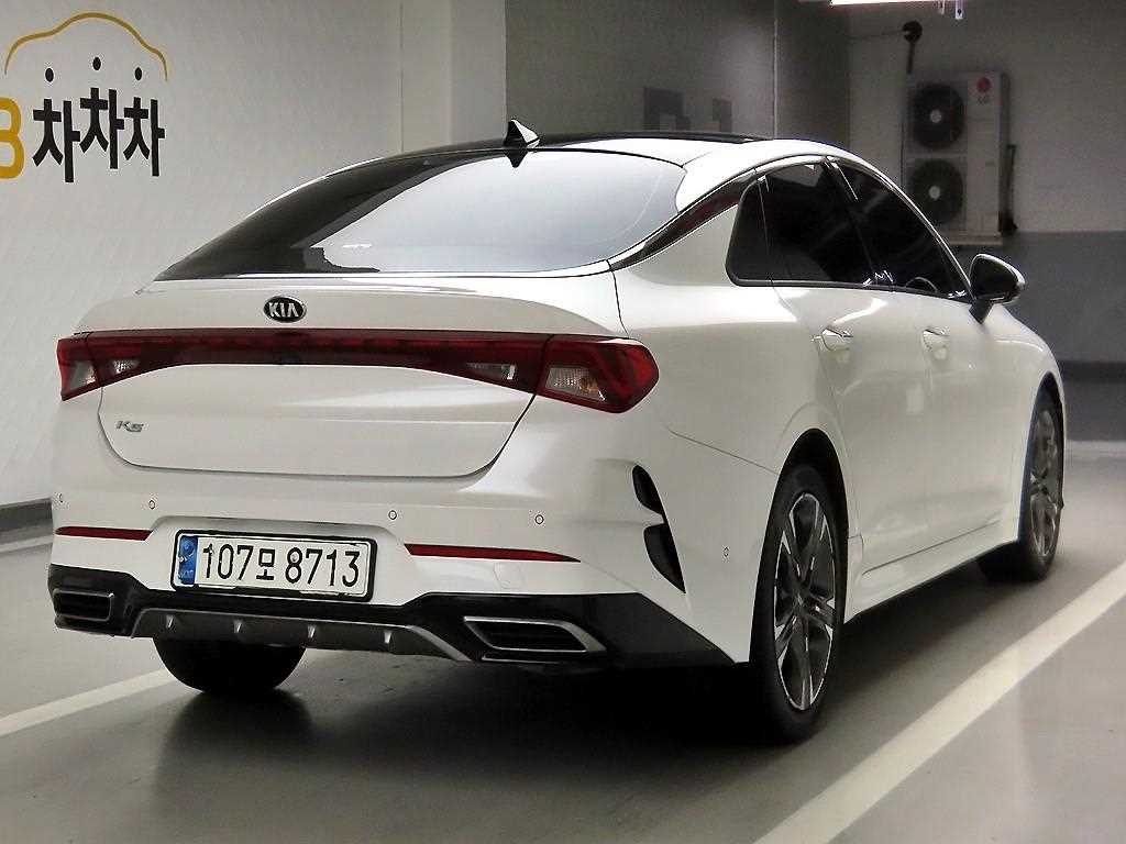 KIA K5 - Vista 4