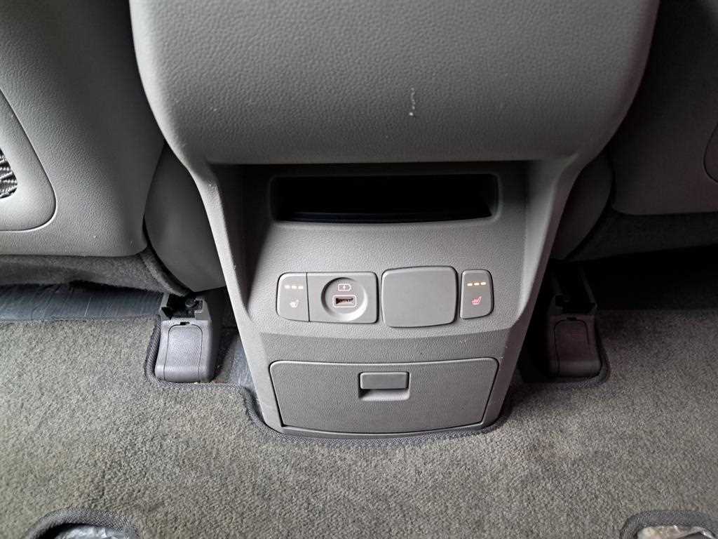 KIA Carnival 2019 Negro - Importación desde Corea - HF Imports Iquique - Foto 16