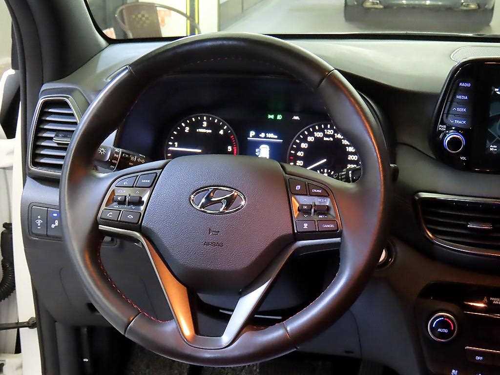 HYUNDAI Tucson - Vista 8