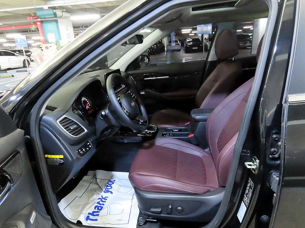 KIA Seltos - Vista 6