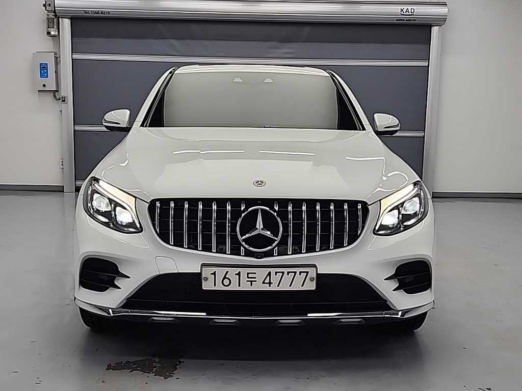 Mercedes Benz GLC Class - Vista 2
