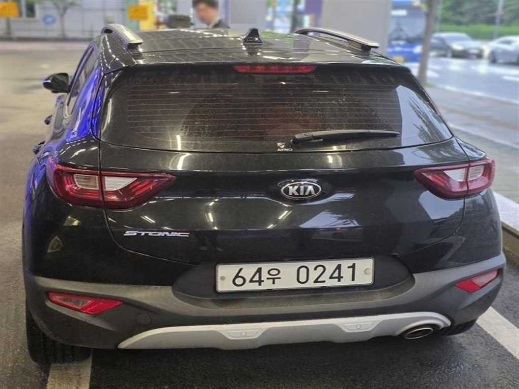 KIA Stonic - Vista 2