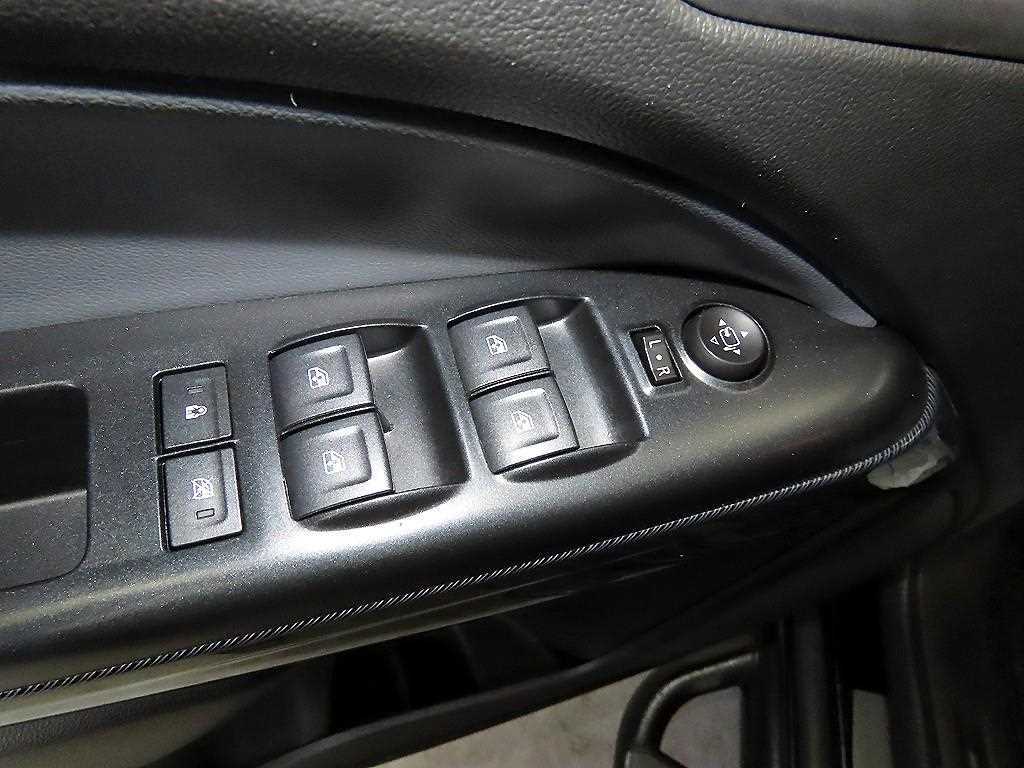 Chevrolet ?Colorado 2021 Negro - Importación desde Corea - HF Imports Iquique - Foto 13