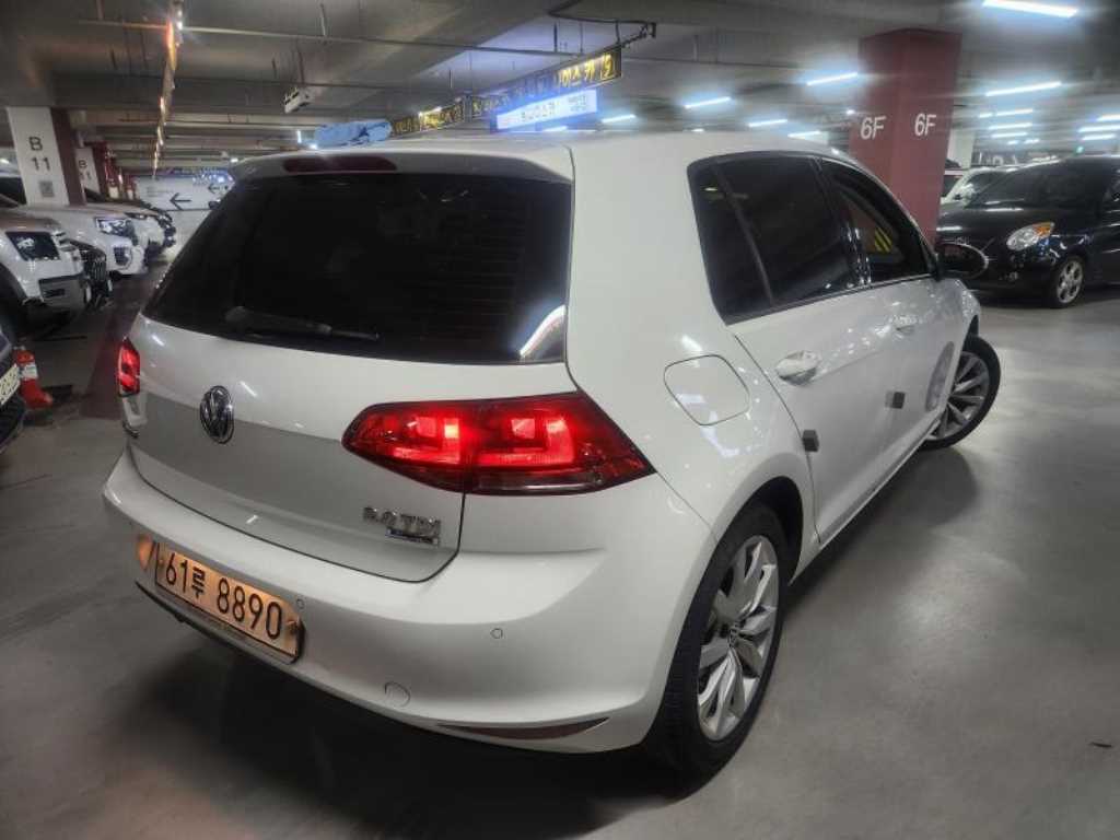 Volkswagen Golf - Vista 5