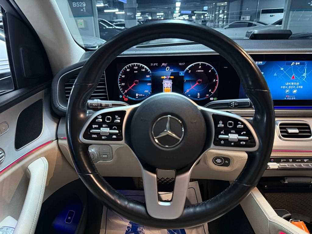 Mercedes Benz GLE Class - Vista 9