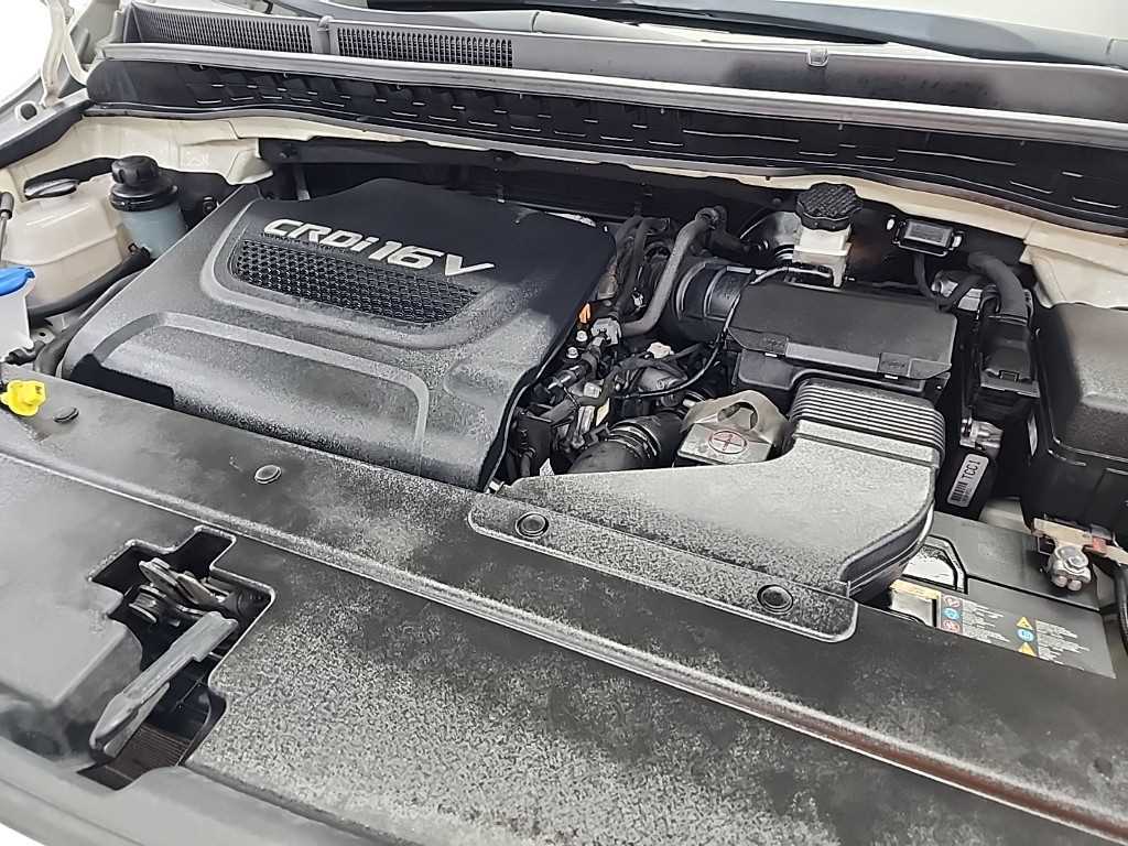 KIA Carnival - Vista 5