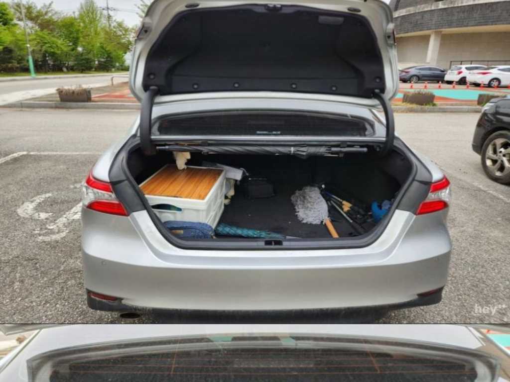 Toyota Camry - Vista 8