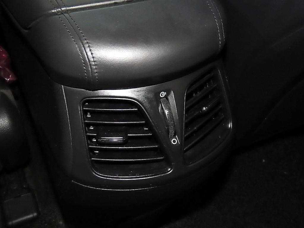 HYUNDAI Grandeur 2012 Blanco - Importación desde Corea - HF Imports Iquique - Foto 13
