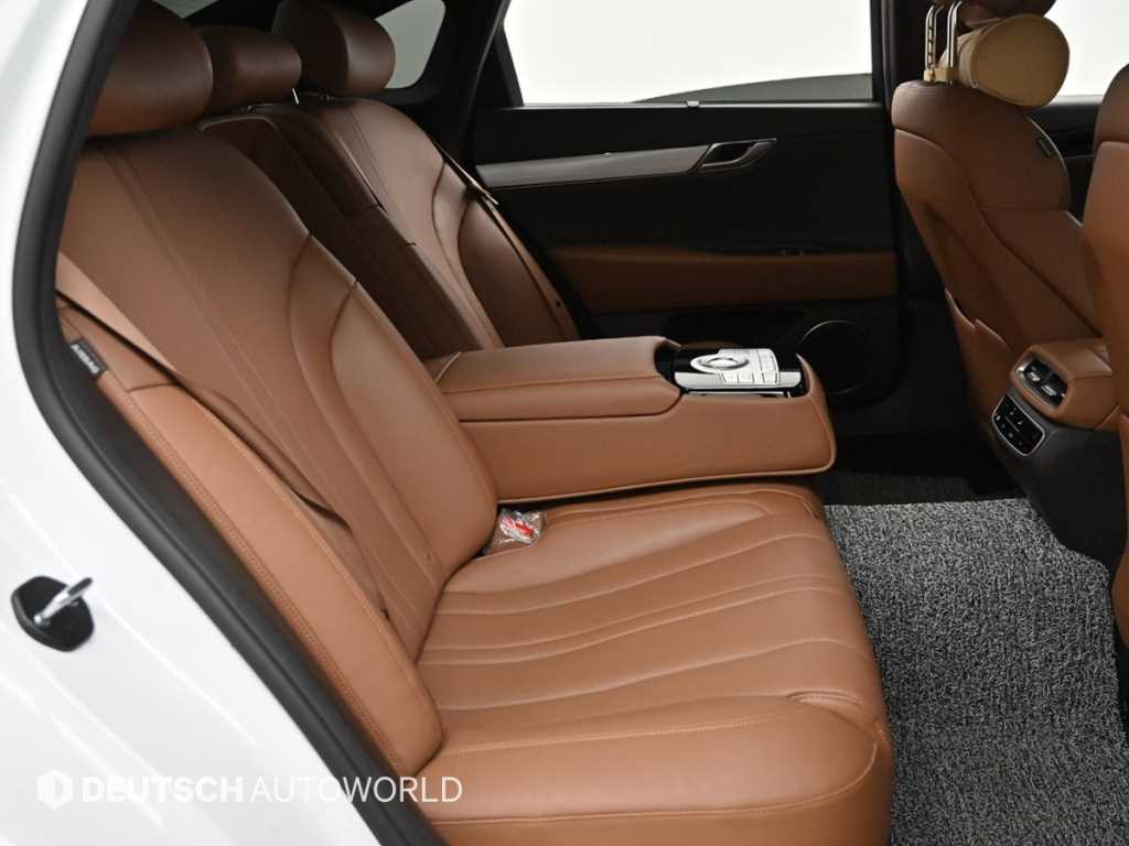 Genesis G80 - Vista 12
