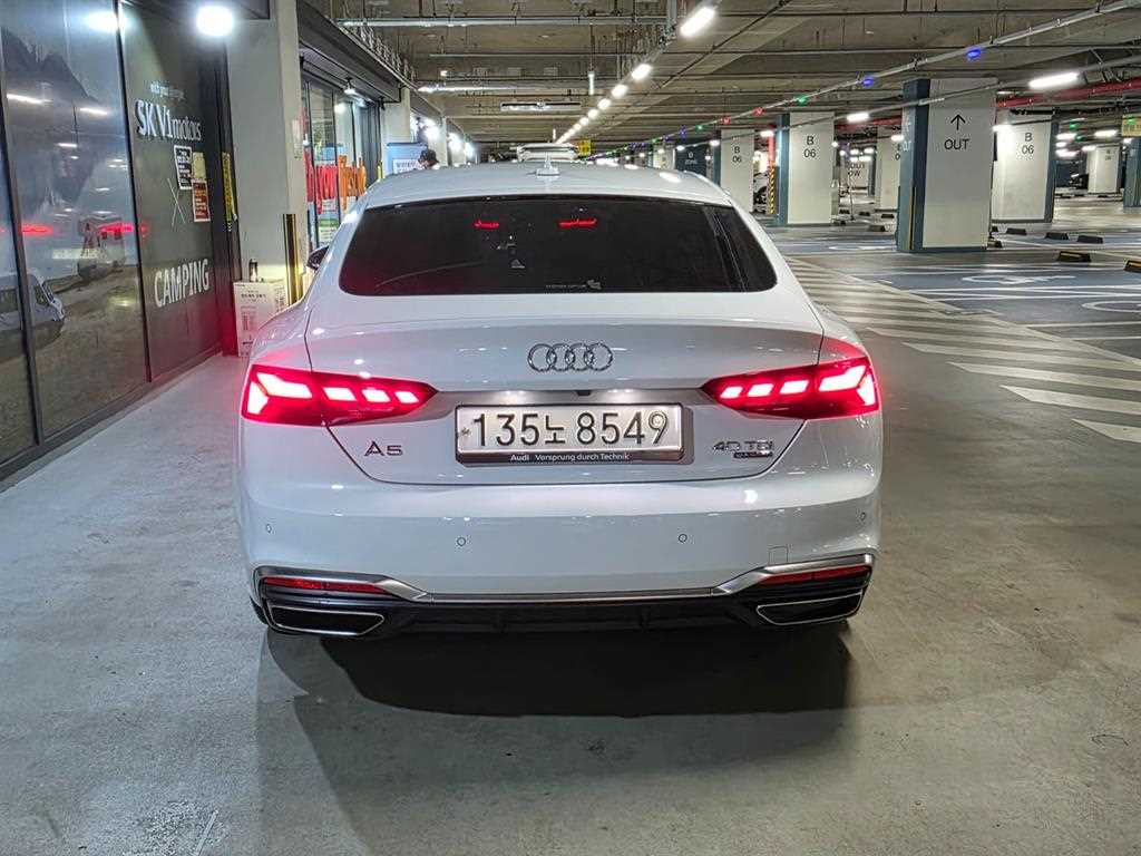 Audi A5 - Vista 5