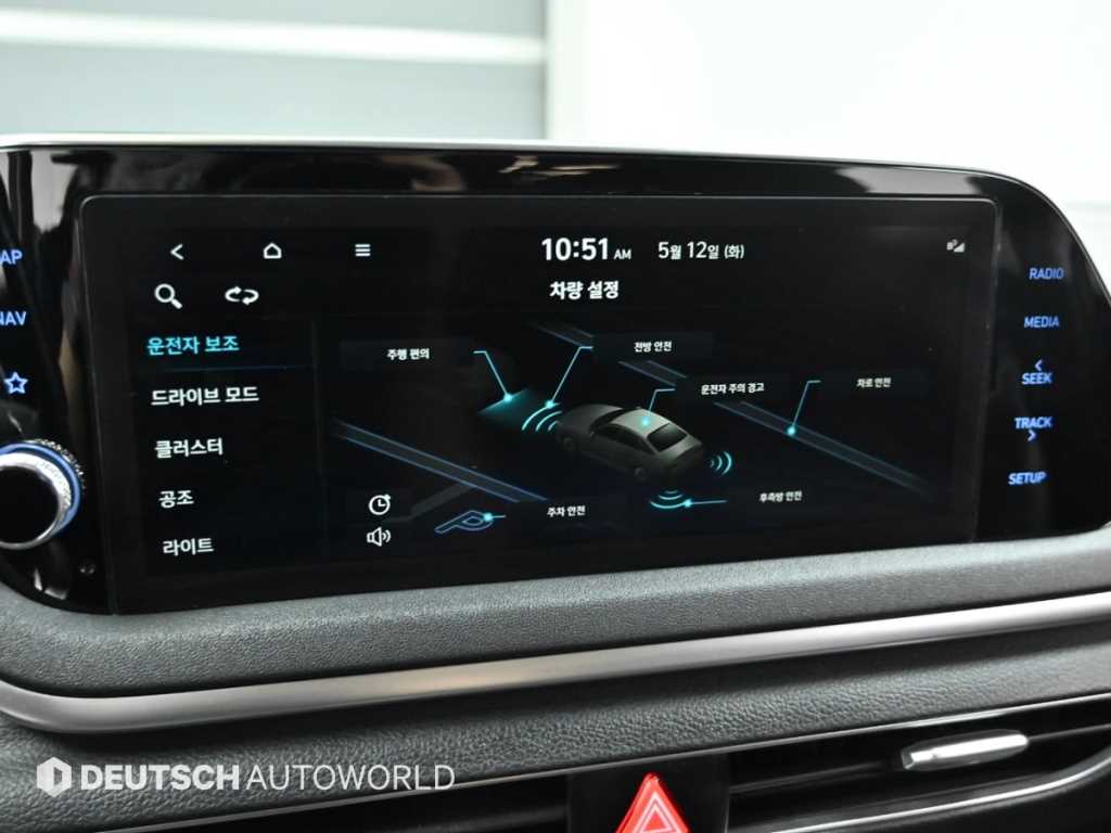 HYUNDAI Sonata - Vista 9