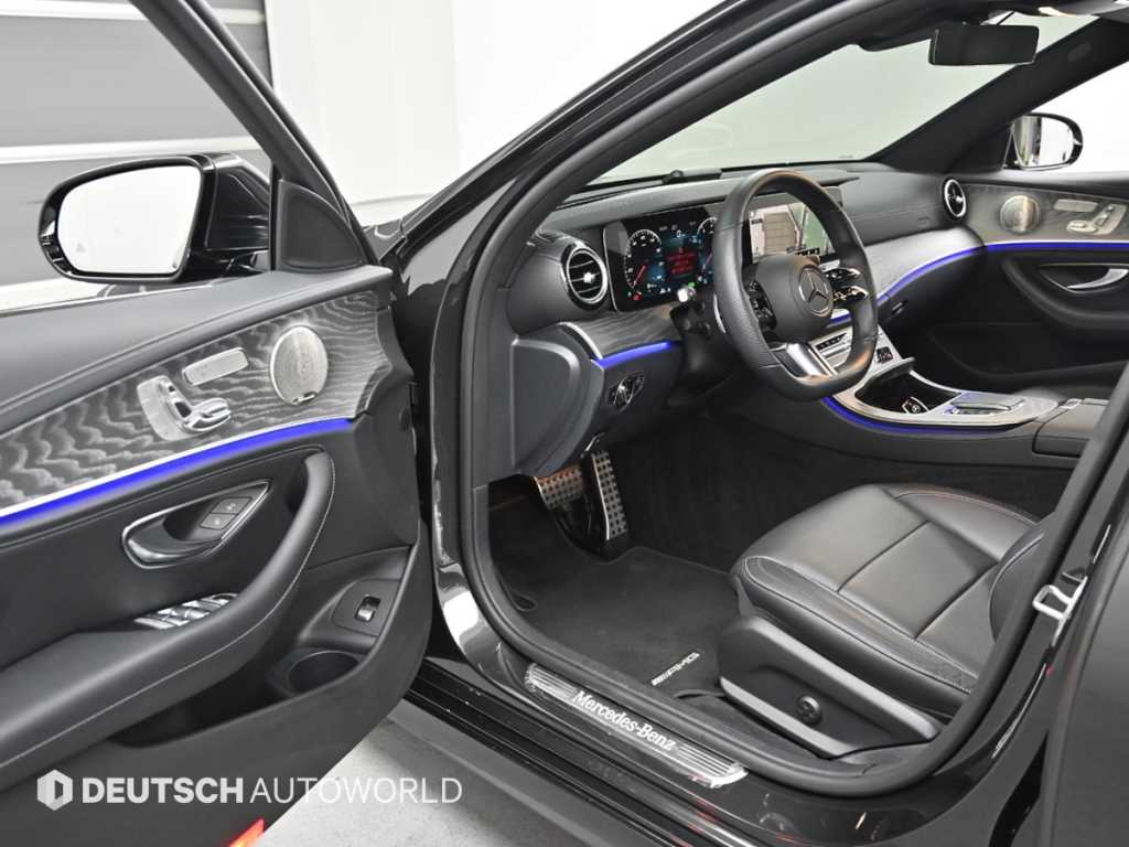 Mercedes Benz E class - Vista 11