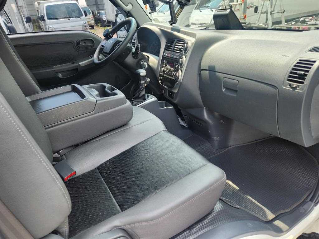 Small Truck Normal Box(High Deck) 2025 Blanco - Importación desde Corea - HF Imports Iquique - Foto 13