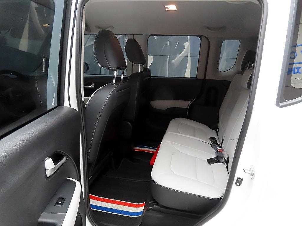 KIA Ray - Vista 6