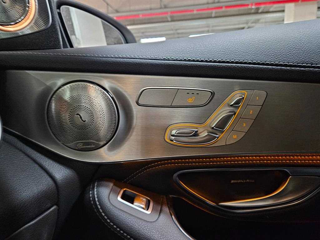 Mercedes Benz GLC Class 2018 Blanco - Importación desde Corea - HF Imports Iquique - Foto 19