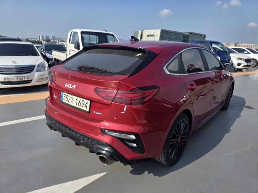 KIA K3 - Vista 5