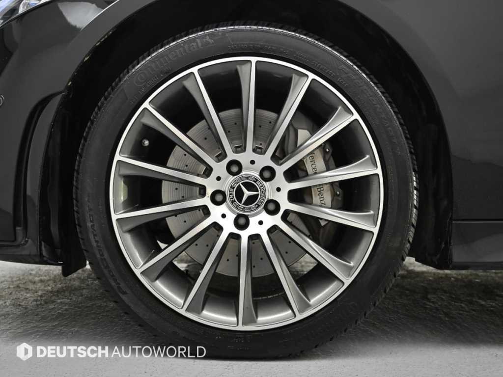 Mercedes Benz CLS Class - Vista 5