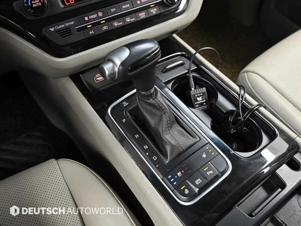 KIA Carnival - Vista 9