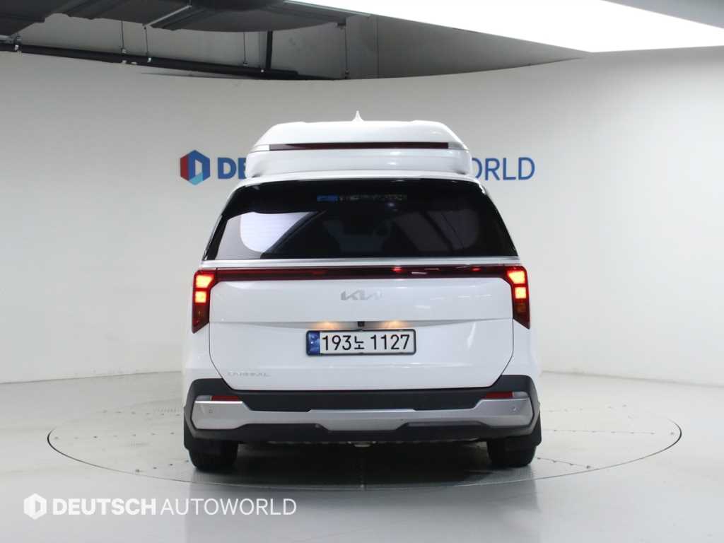 KIA Carnival - Vista 4