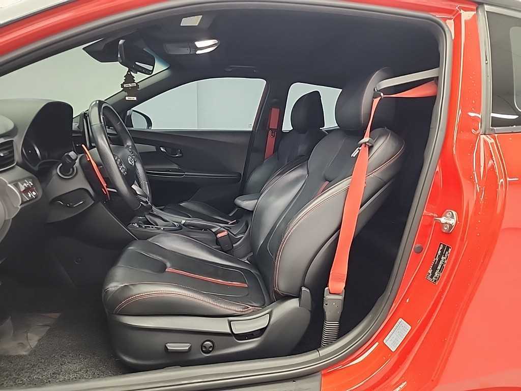 HYUNDAI Veloster - Vista 11
