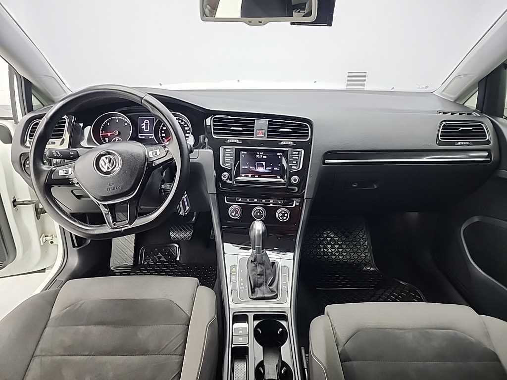 Volkswagen Golf - Vista 7