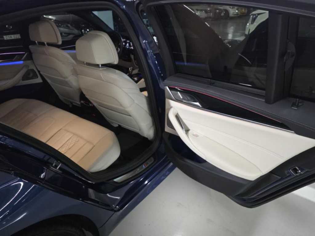 BMW 5 Series - Vista 10