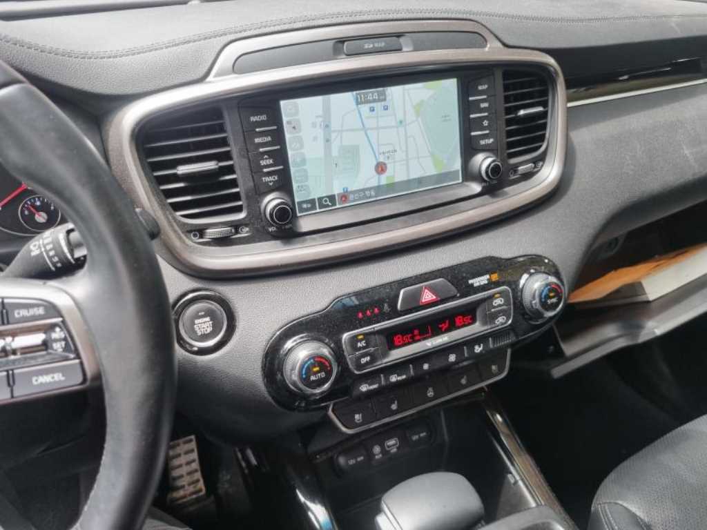 KIA Sorento - Vista 7