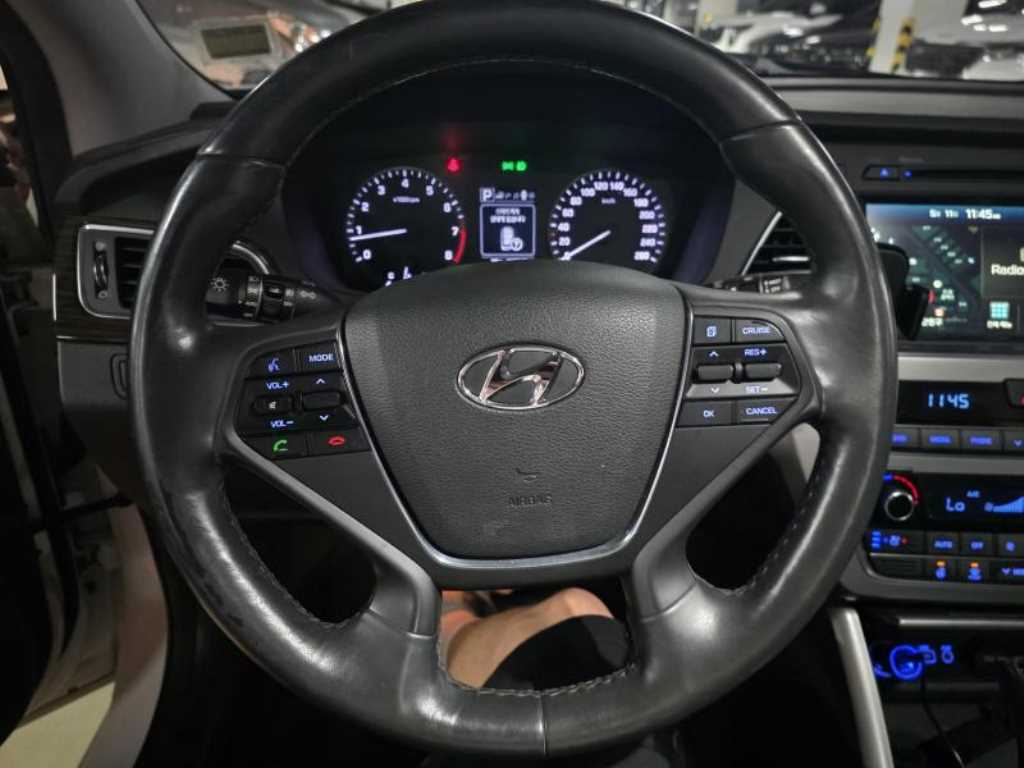 HYUNDAI Sonata - Vista 5