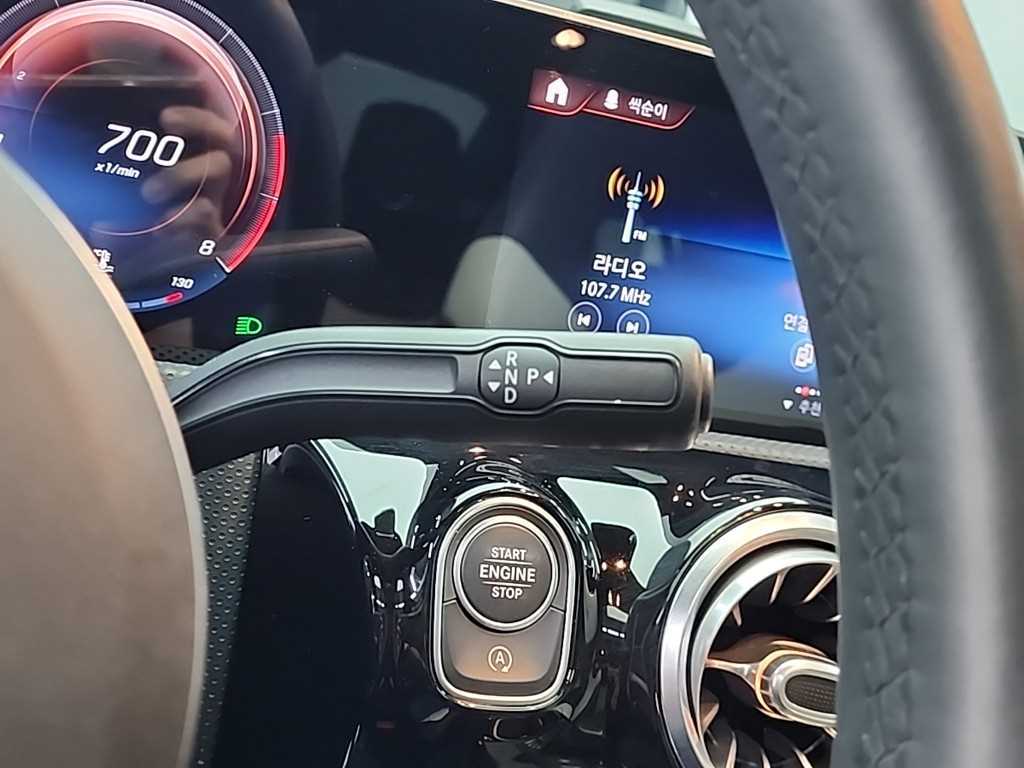 Mercedes Benz CLA Class - Vista 8