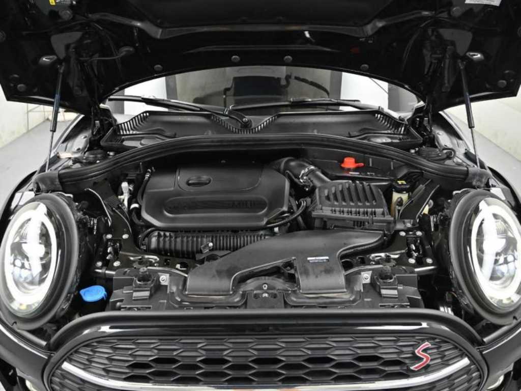 Mini Clubman - Vista 6