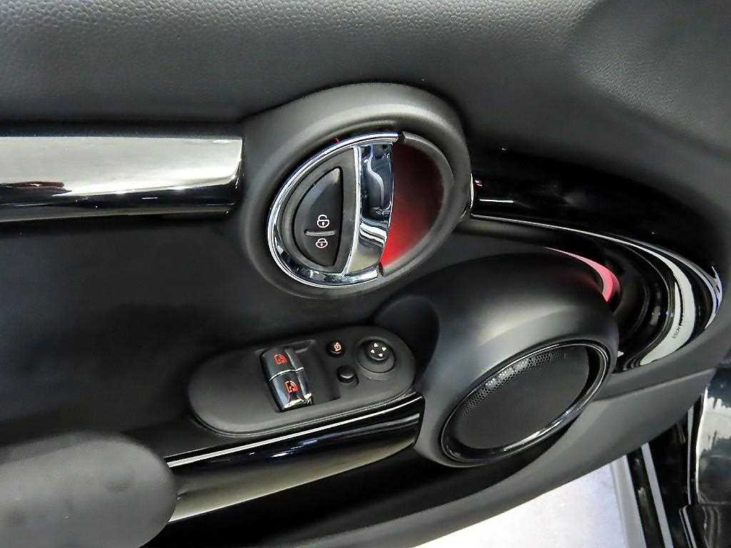 Mini Cooper 2023 Negro - Importación desde Corea - HF Imports Iquique - Foto 16