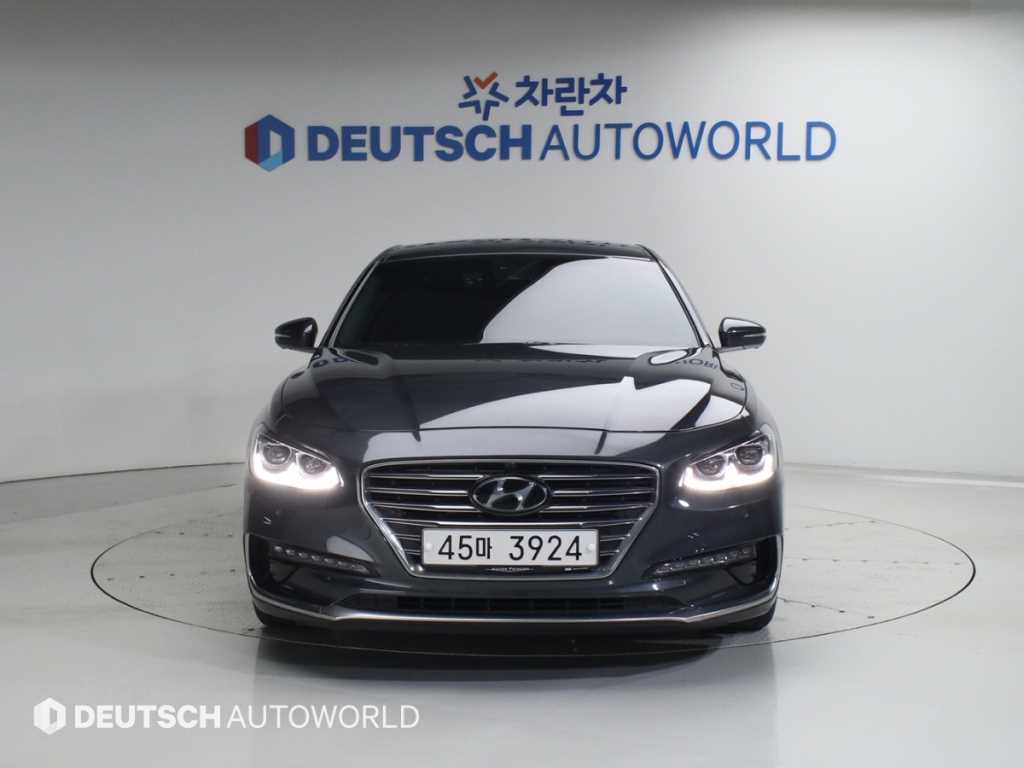 HYUNDAI Grandeur - Vista 3
